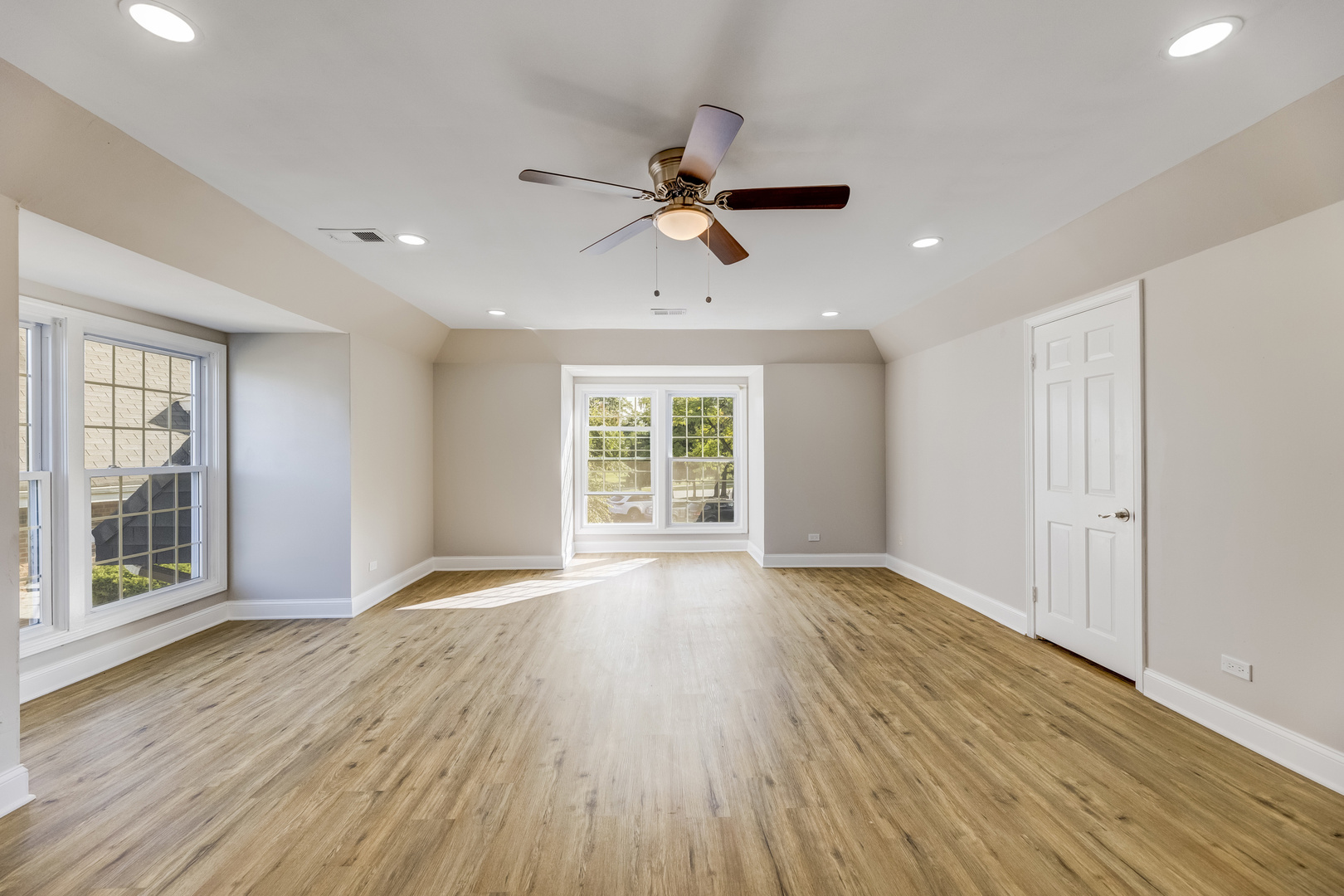 12626 S London Lane #2, Palos Heights, IL 60463