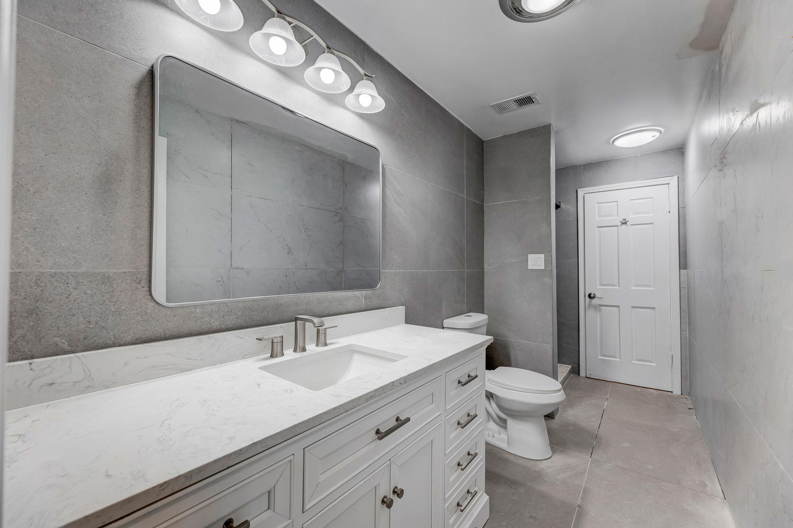 12626 S London Lane #2, Palos Heights, IL 60463