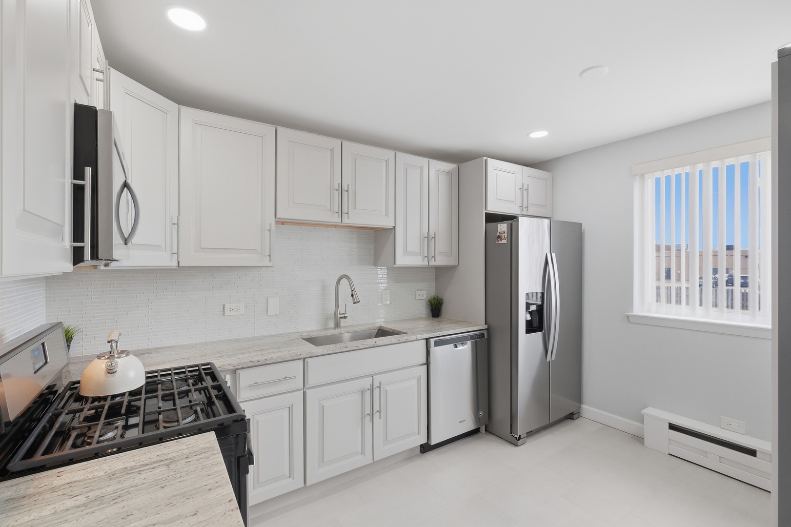 106 Boardwalk Street #1E, Elk Grove Village, IL 60007