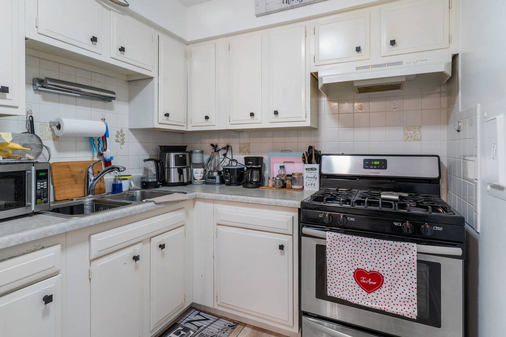 2920 N Harlem Avenue #4G, Elmwood Park, IL 60707