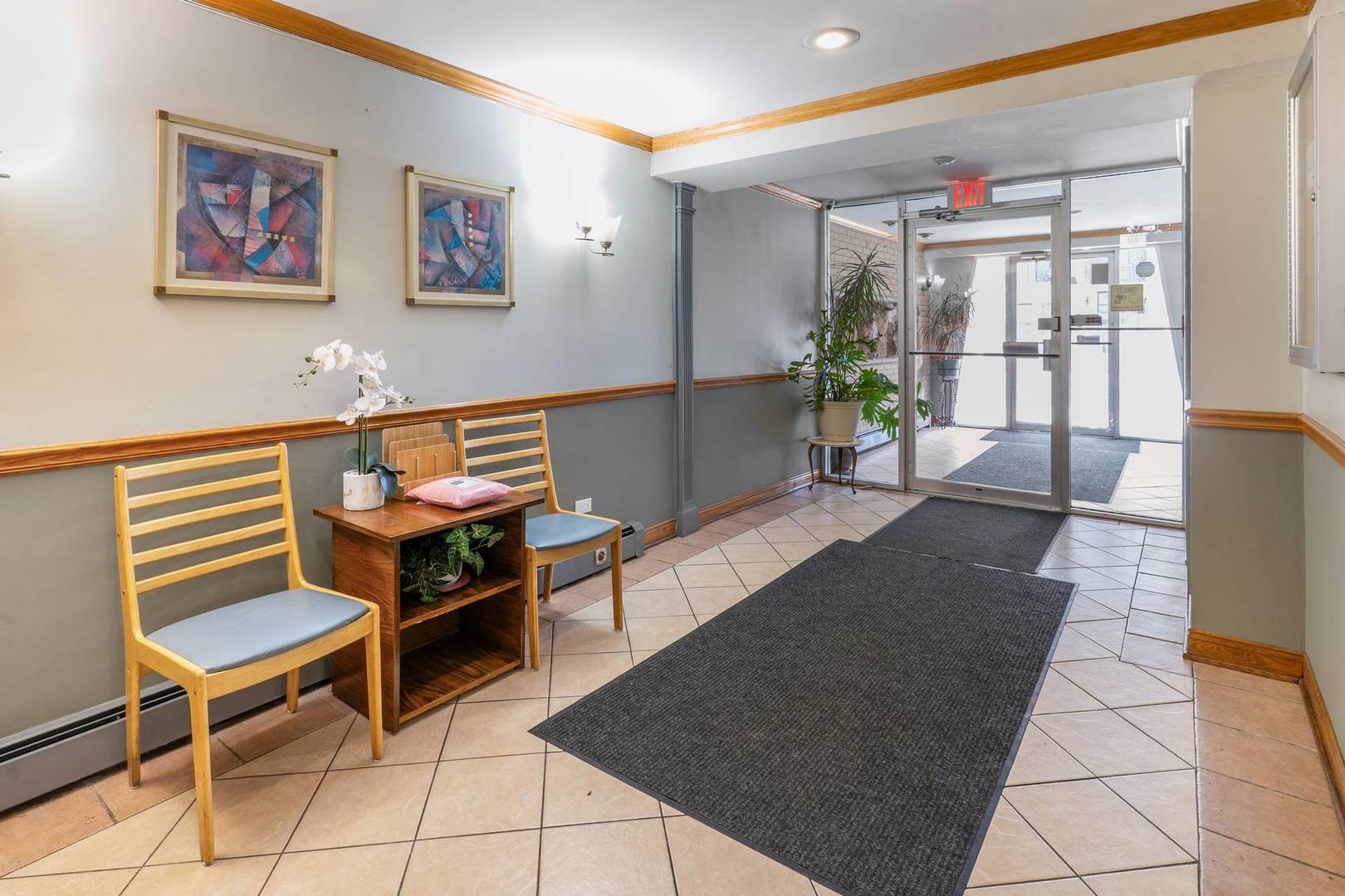 2920 N Harlem Avenue #4G, Elmwood Park, IL 60707