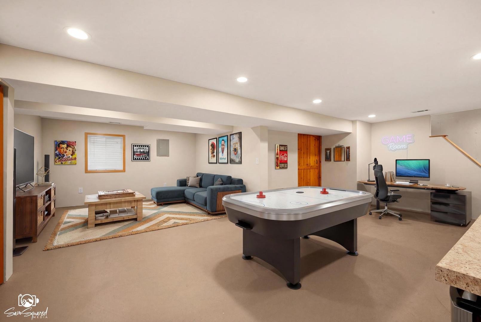 1416 Lucerne Drive, Crystal Lake, IL 60014