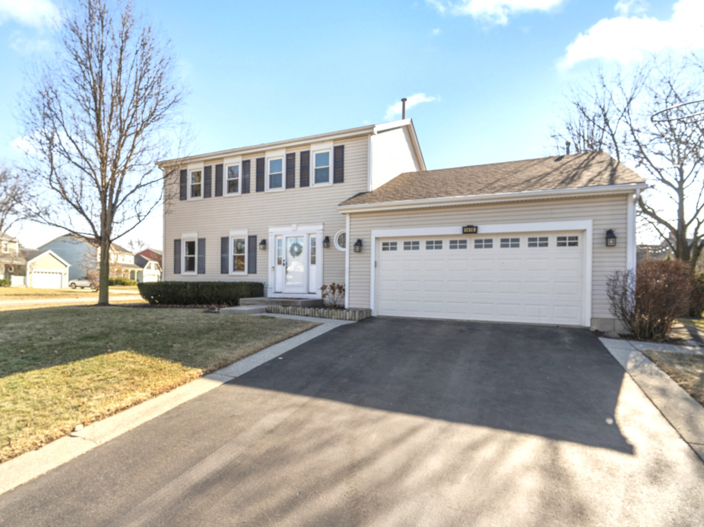 1416 Lucerne Drive, Crystal Lake, IL 60014