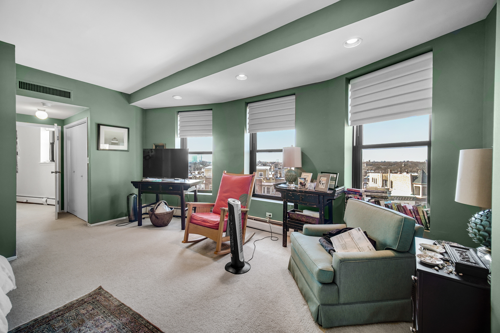 2100 N Lincoln Park West #7FN, Chicago, IL 60614