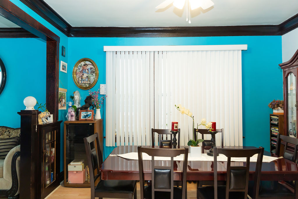 5752 S Whipple Street, Chicago, IL 60629