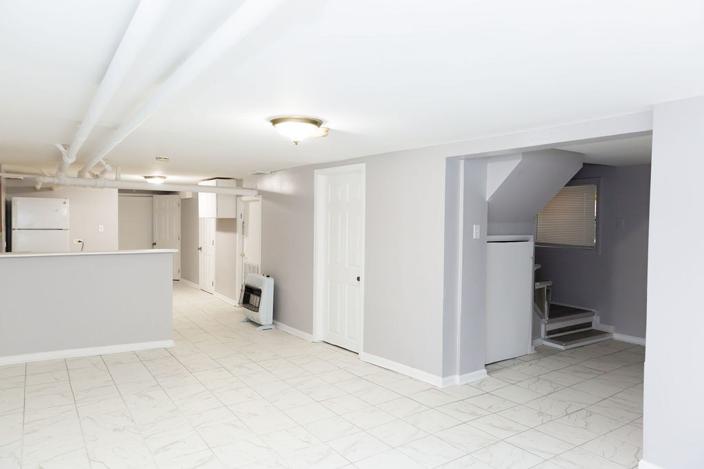 5752 S Whipple Street, Chicago, IL 60629