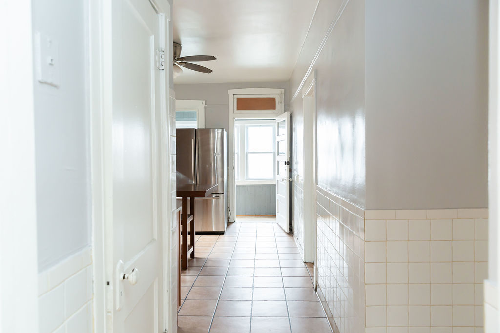 5752 S Whipple Street, Chicago, IL 60629