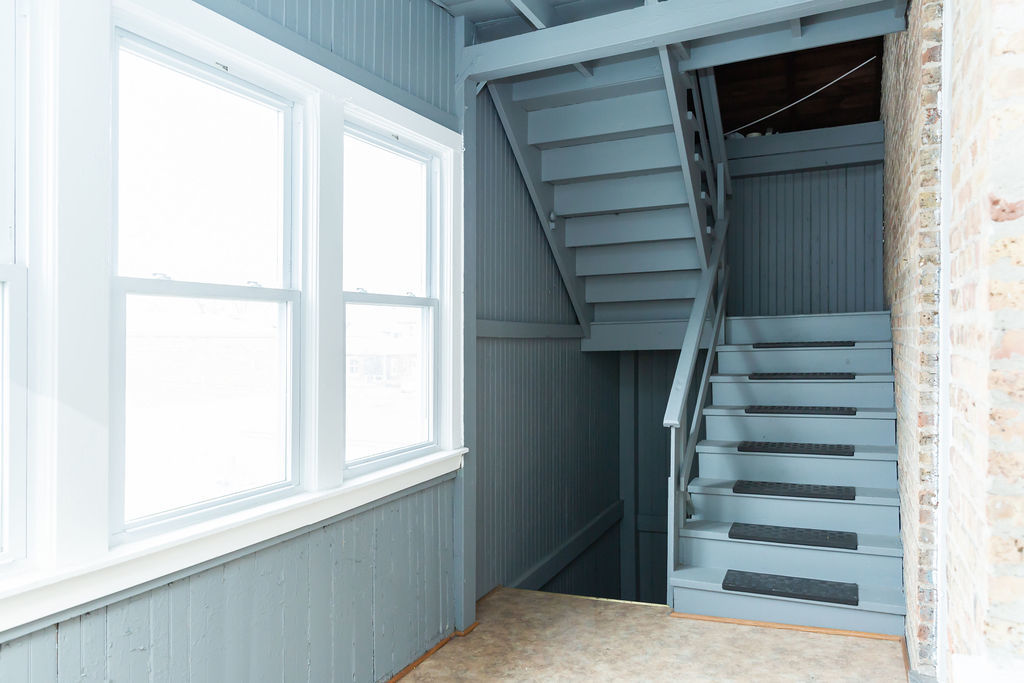 5752 S Whipple Street, Chicago, IL 60629