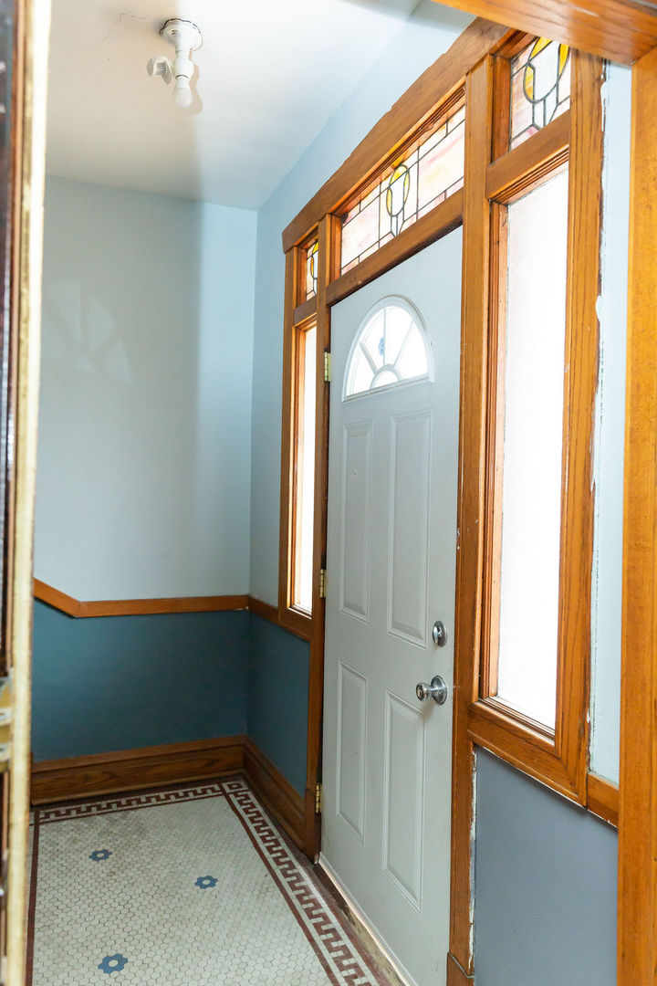 5752 S Whipple Street, Chicago, IL 60629