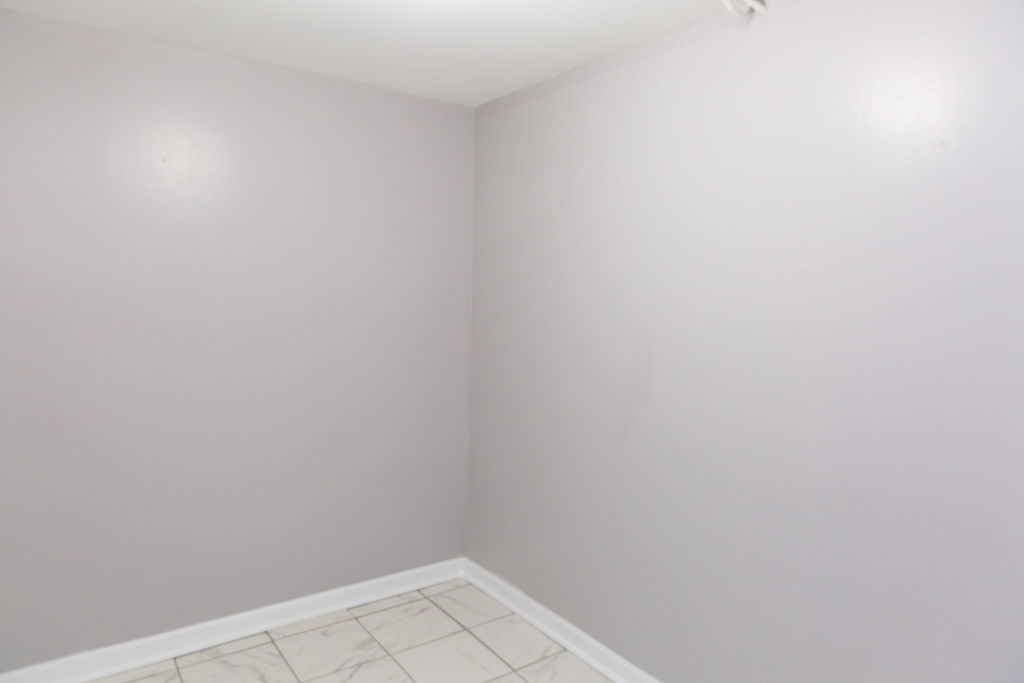 5752 S Whipple Street, Chicago, IL 60629