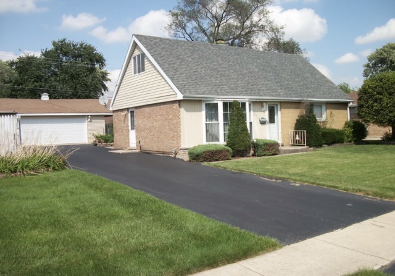 6932 W 91st Street, Bridgeview, IL 60455