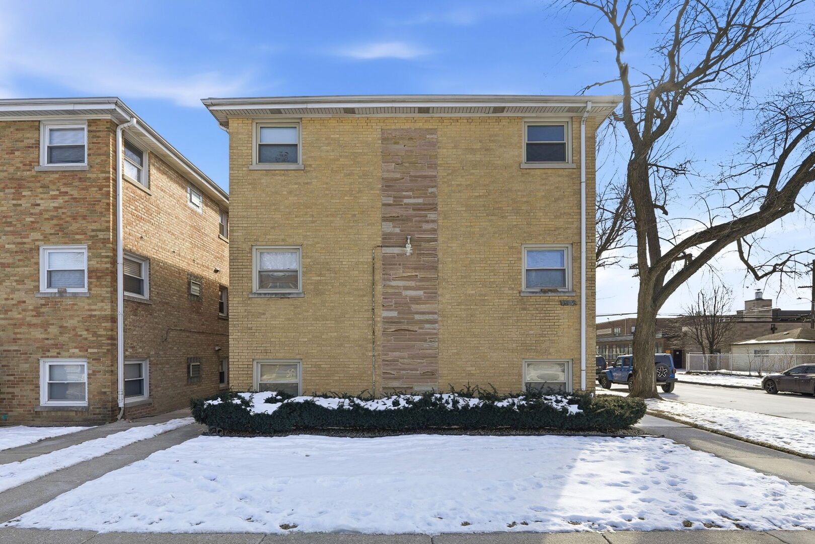 7519 W Fullerton Avenue #2S, Elmwood Park, IL 60707