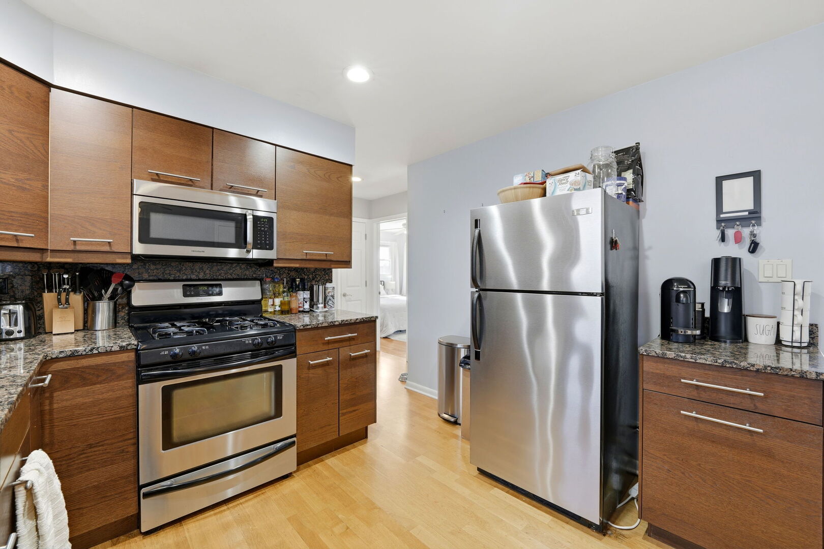 7519 W Fullerton Avenue #2S, Elmwood Park, IL 60707