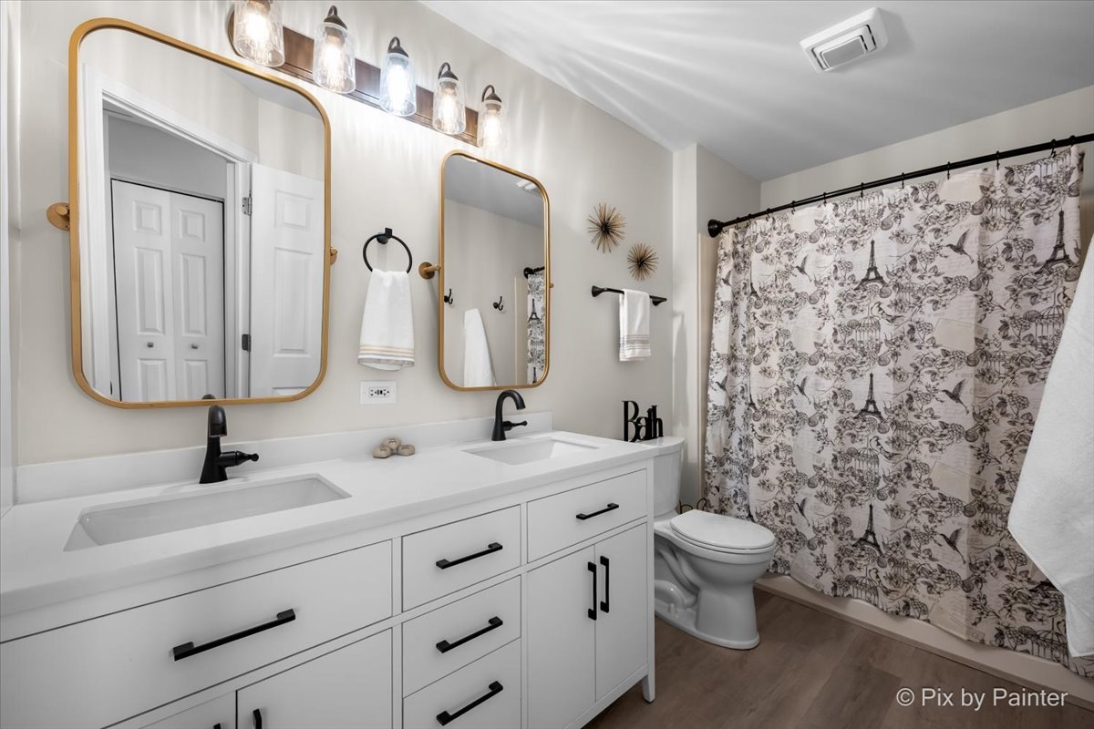 1124 Amelia Court, Indian Creek, IL 60061