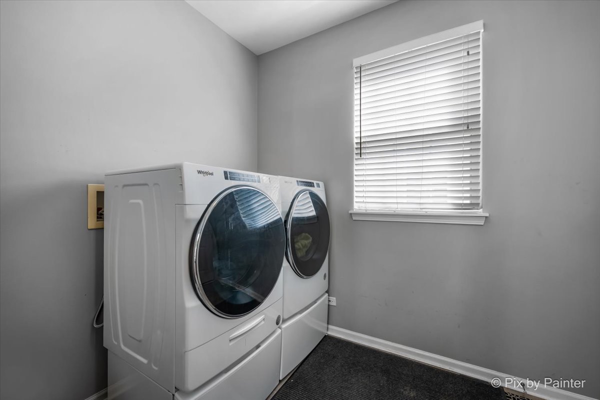 1124 Amelia Court, Indian Creek, IL 60061