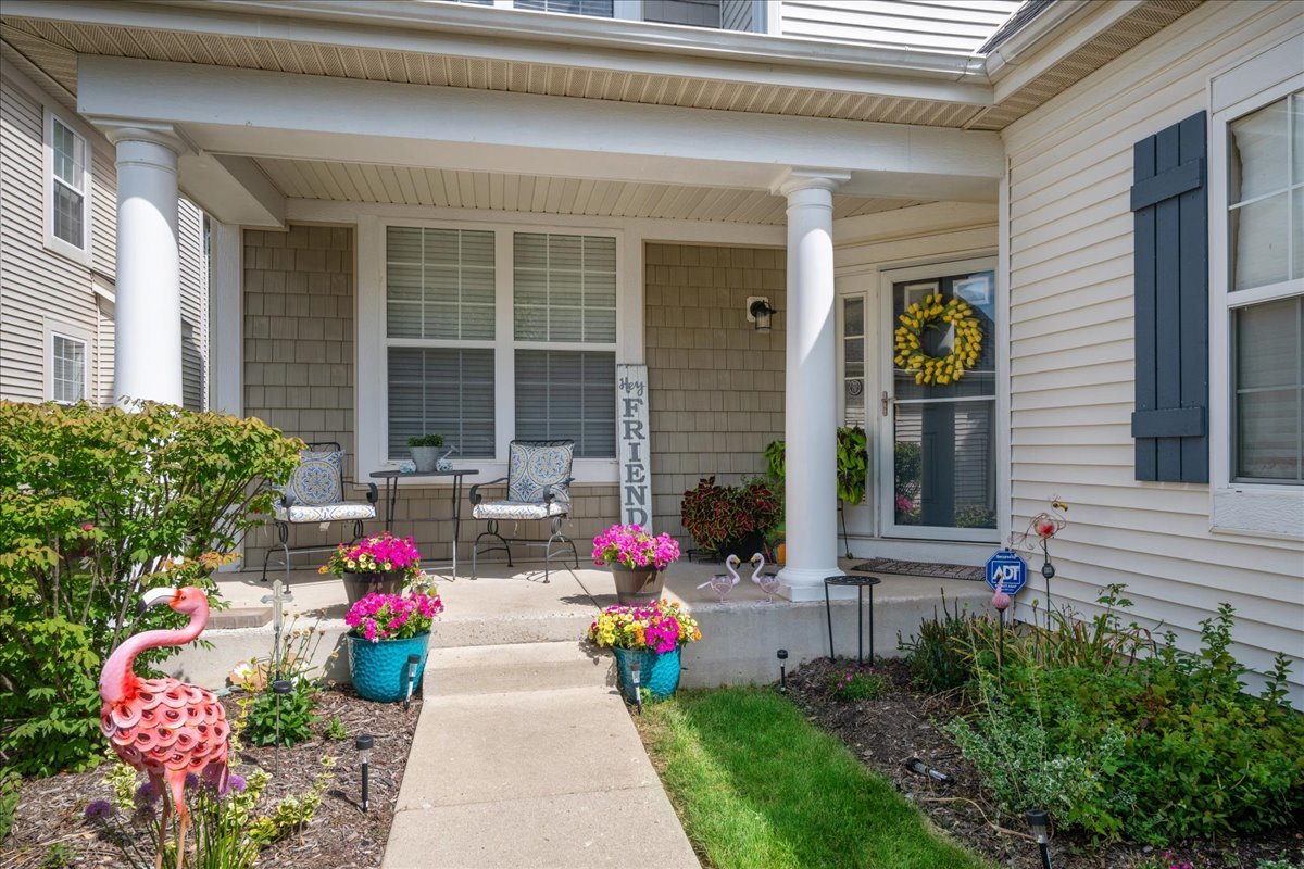 1124 Amelia Court, Indian Creek, IL 60061