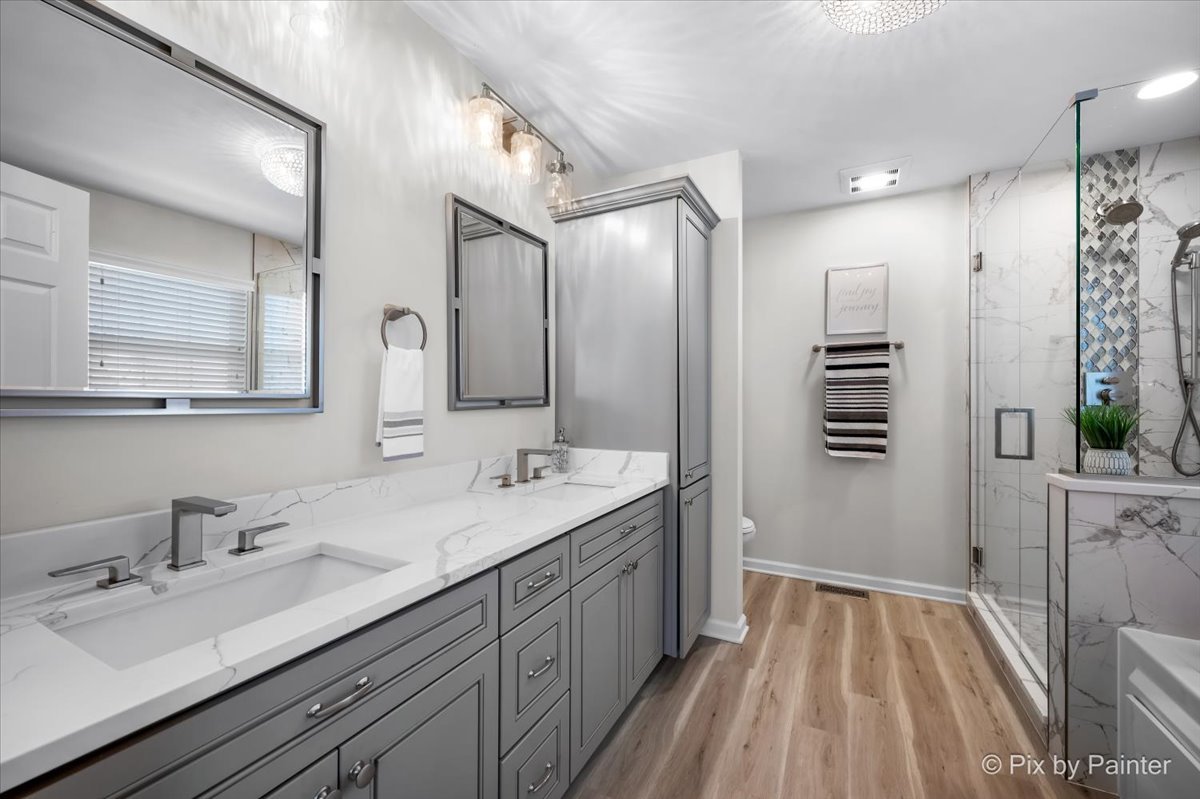 1124 Amelia Court, Indian Creek, IL 60061