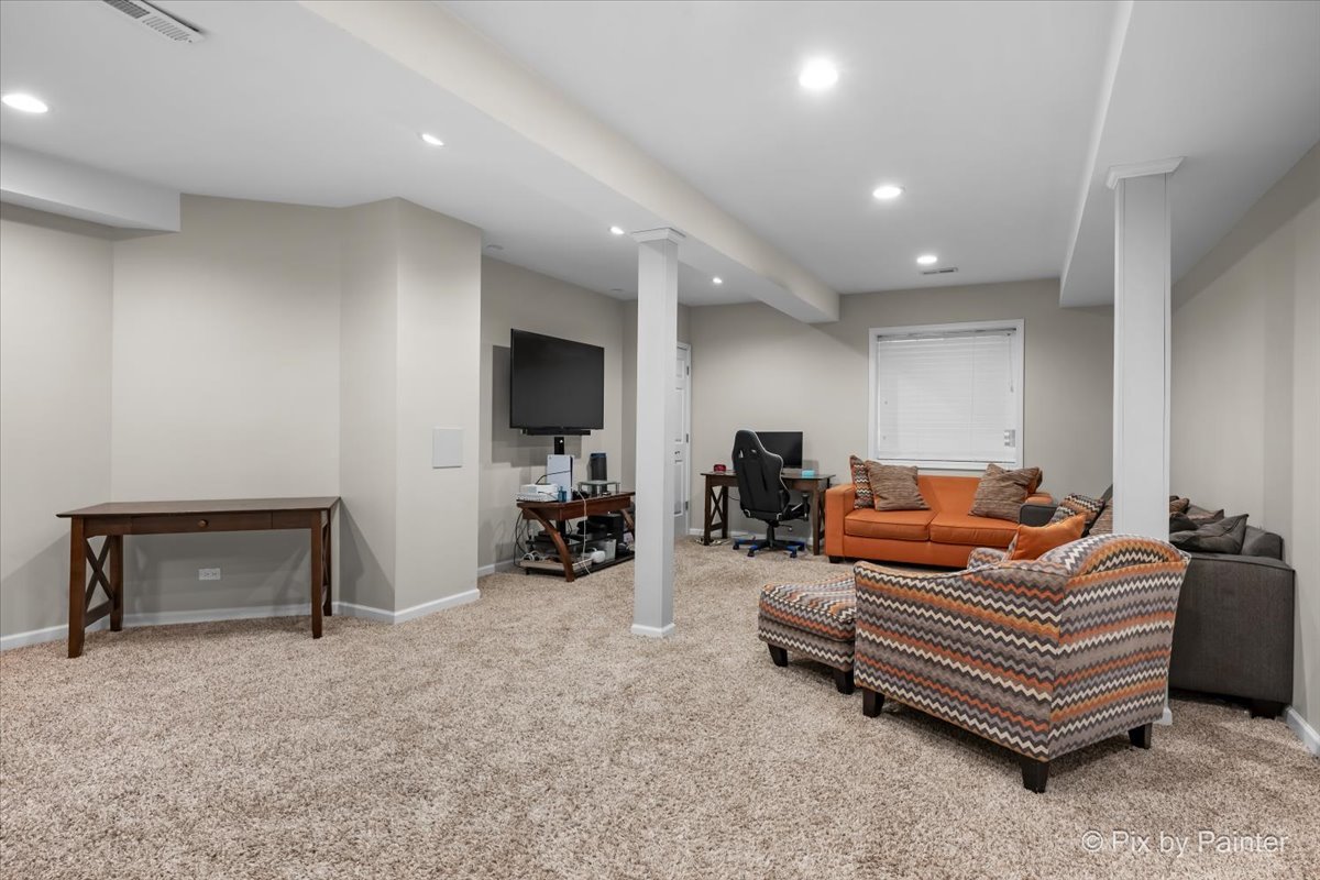 1124 Amelia Court, Indian Creek, IL 60061