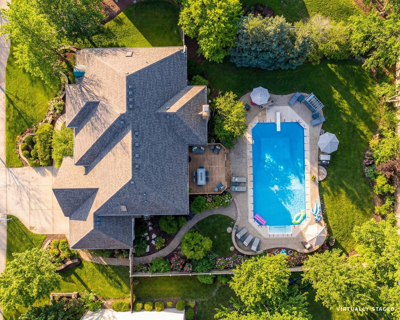 3915 Royal Portrush Drive, Naperville, IL 60564