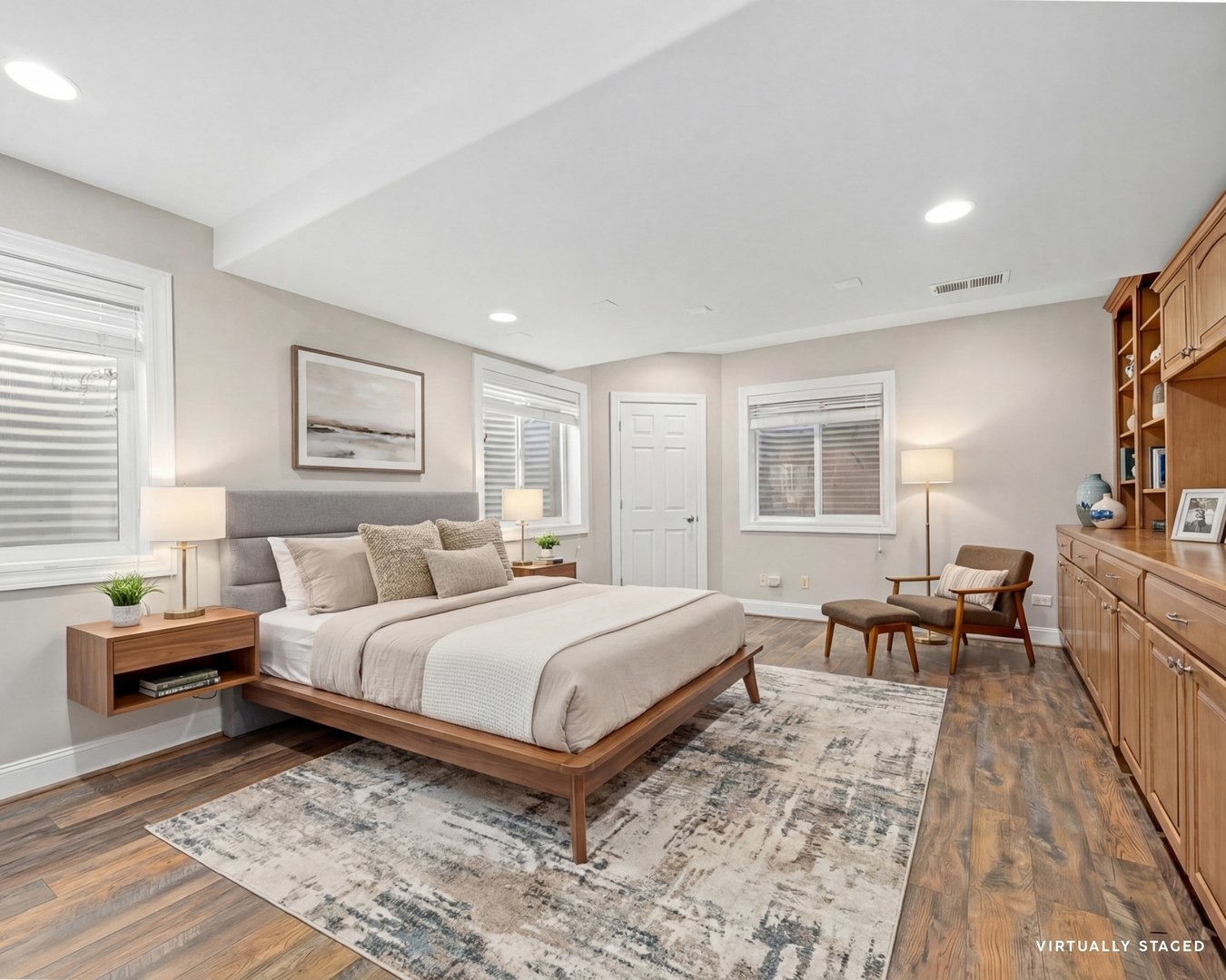 3915 Royal Portrush Drive, Naperville, IL 60564