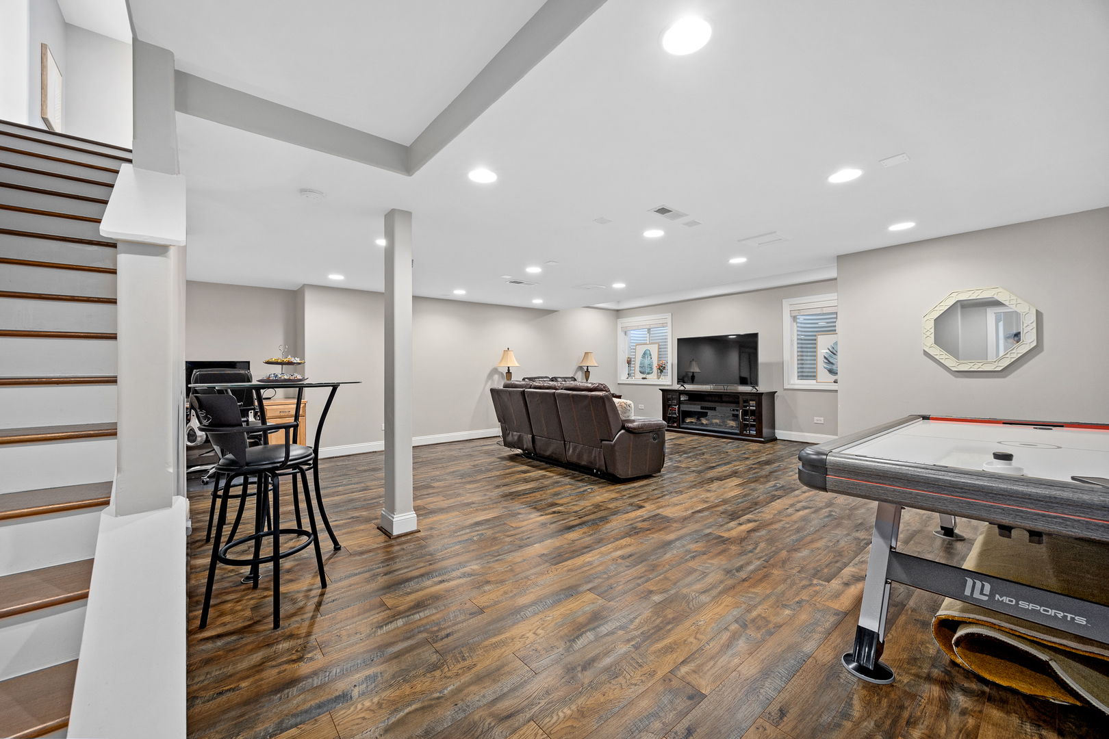 3915 Royal Portrush Drive, Naperville, IL 60564