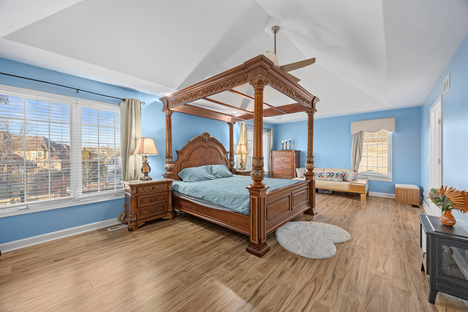 3915 Royal Portrush Drive, Naperville, IL 60564