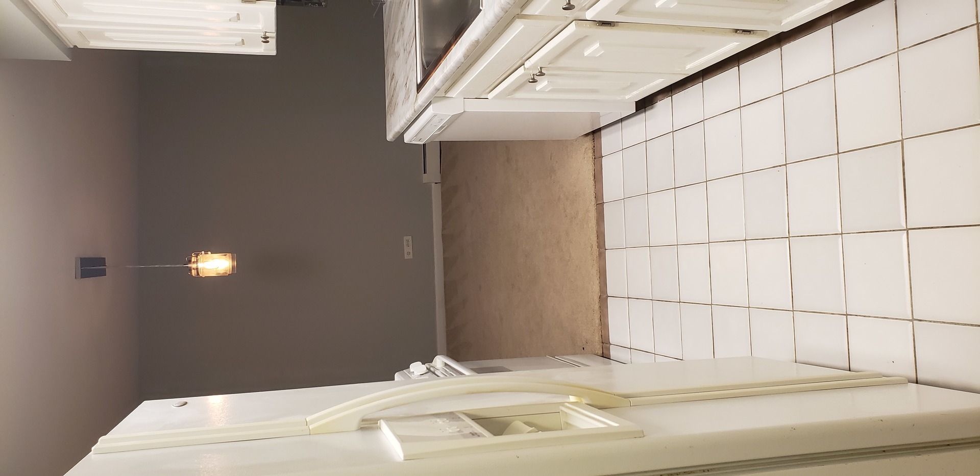 1198 Royal Glen Drive #121-C, Glen Ellyn, IL 60137