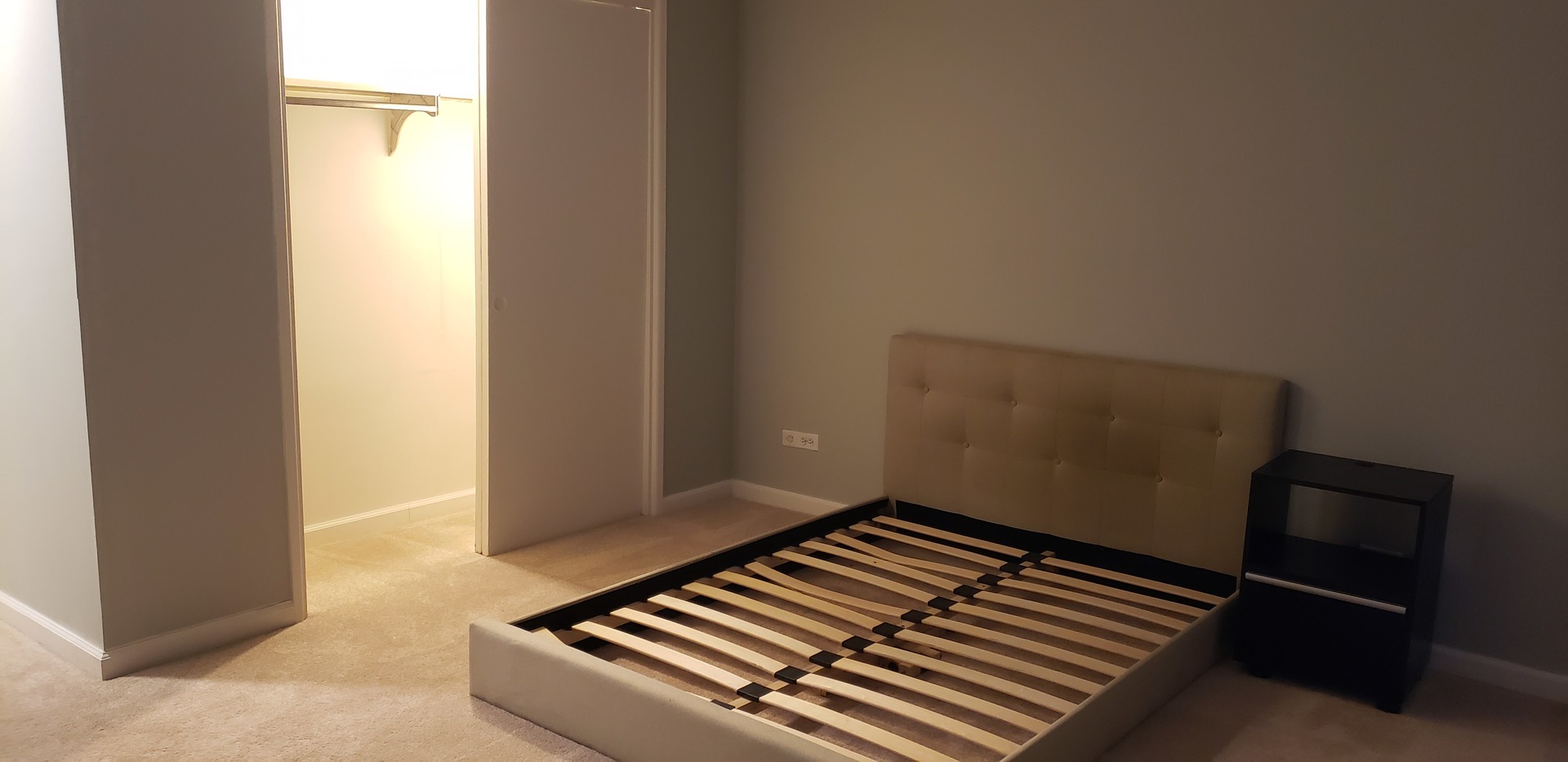 1198 Royal Glen Drive #121-C, Glen Ellyn, IL 60137