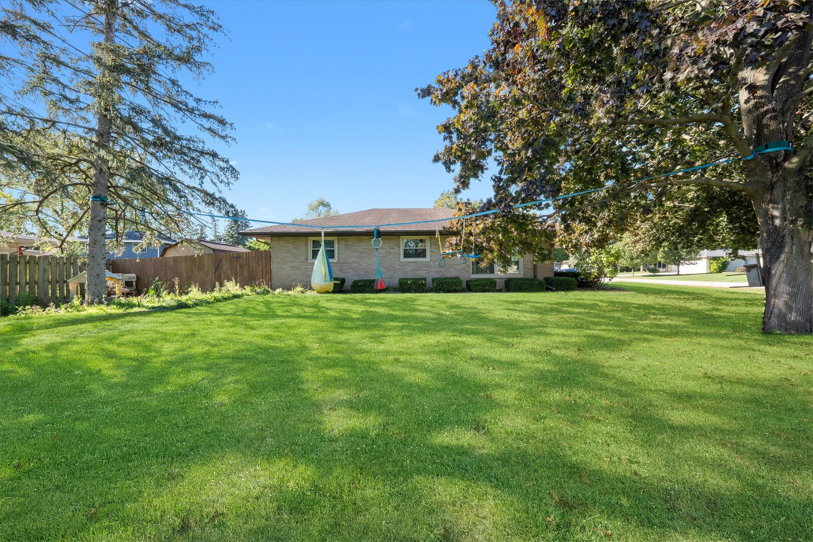 5 Crescent Place, Joliet, IL 60433