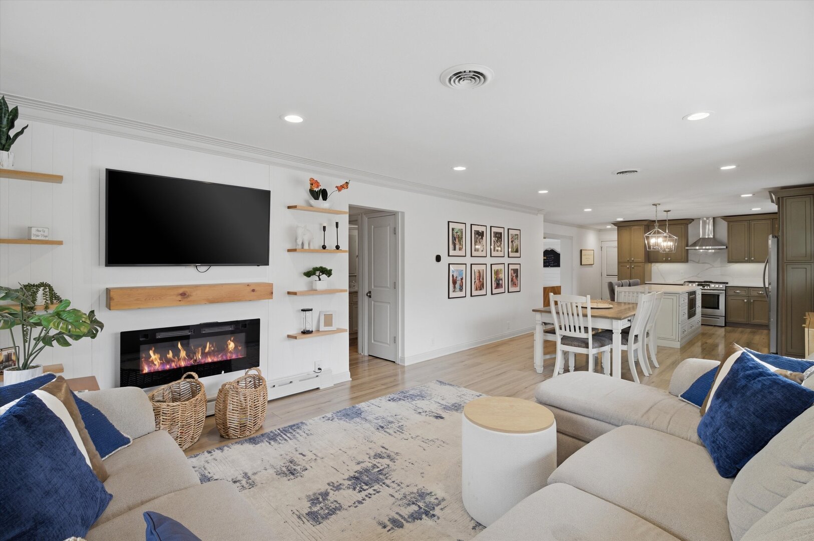 5 Crescent Place, Joliet, IL 60433