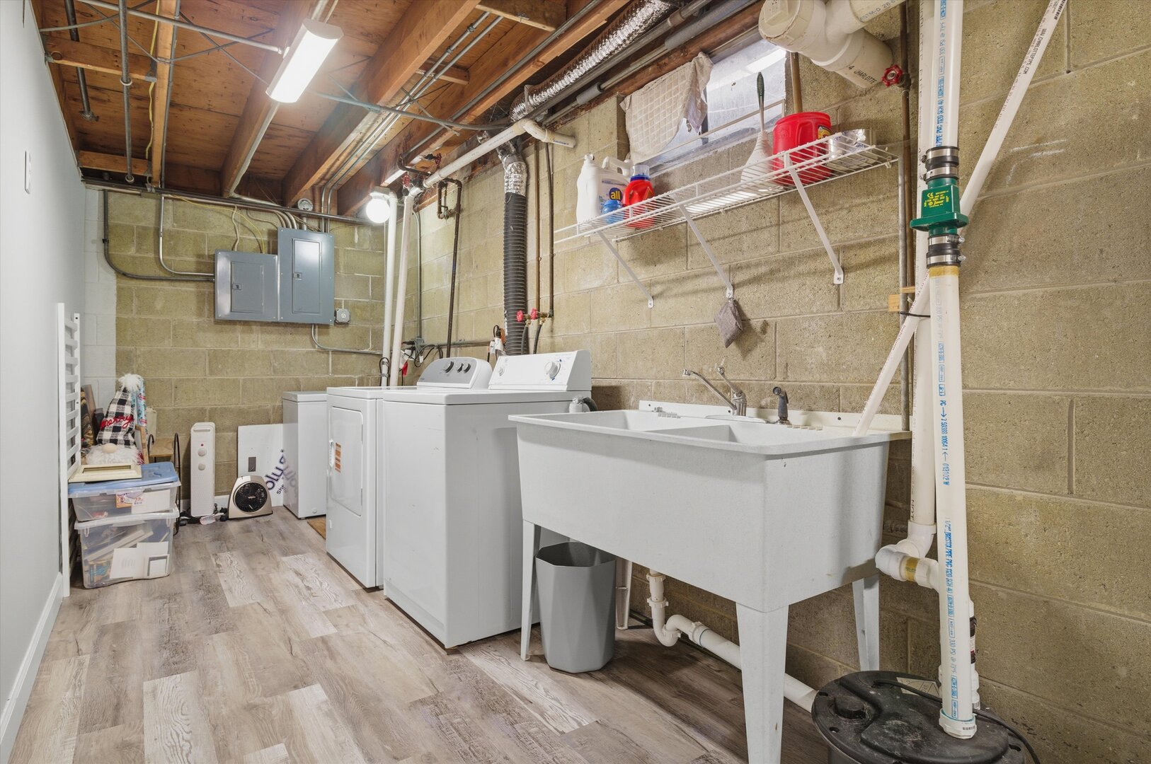 5 Crescent Place, Joliet, IL 60433