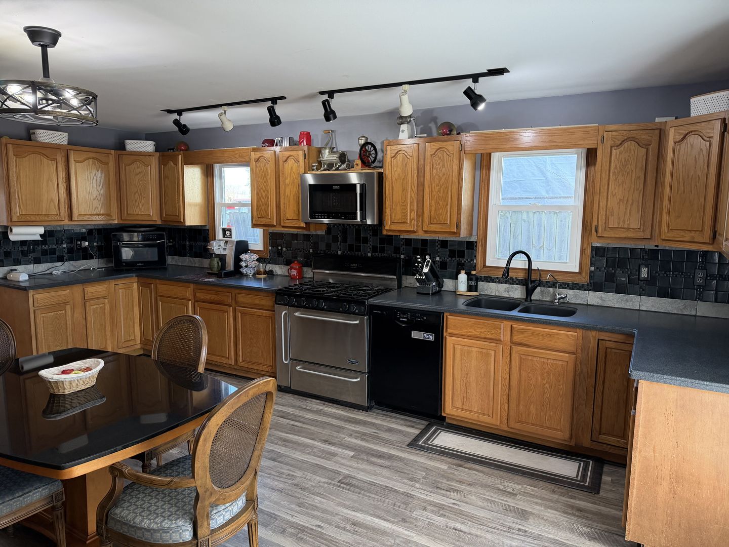 2740 Illinois 47, Morris, IL 60450