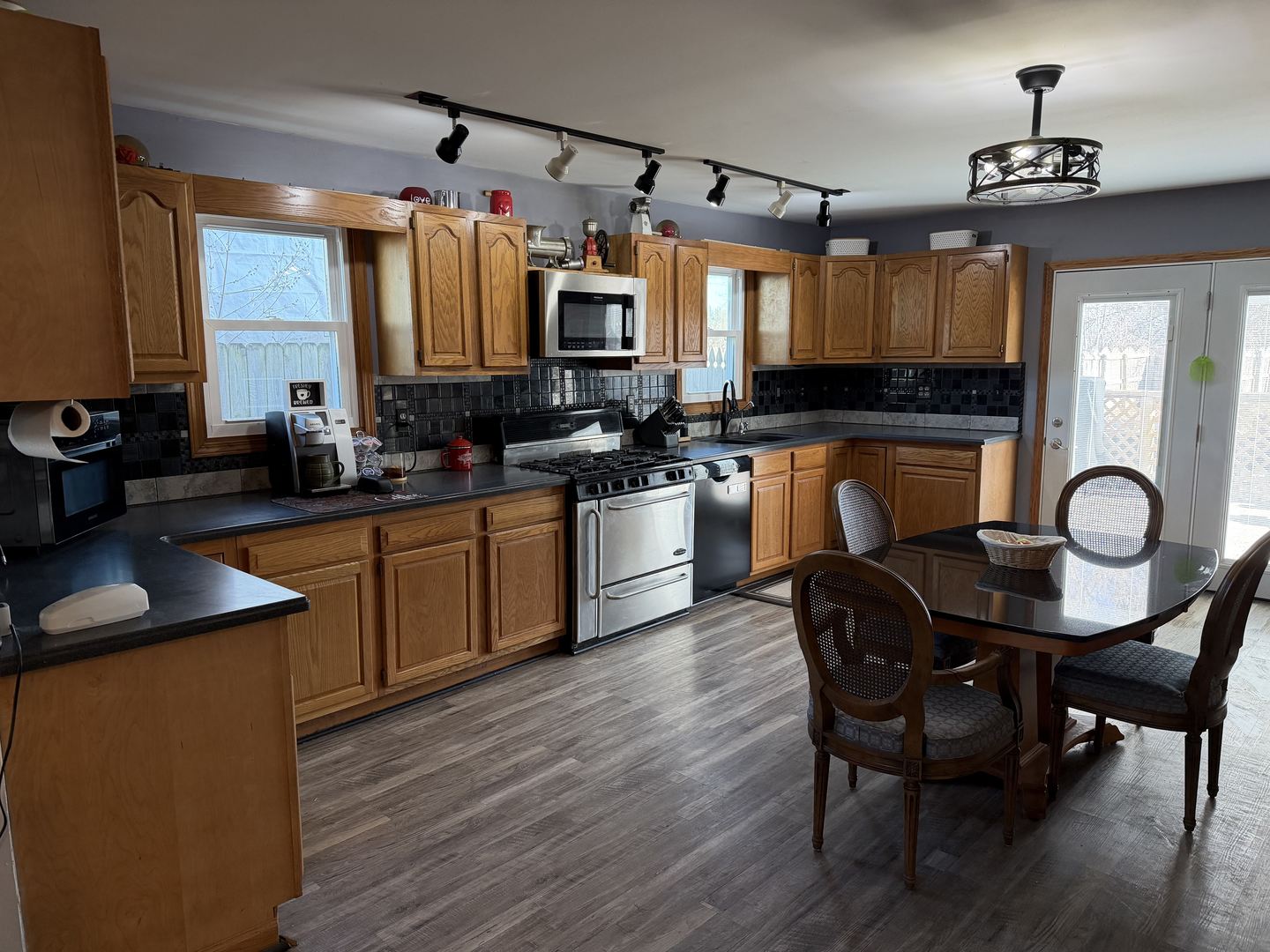 2740 Illinois 47, Morris, IL 60450