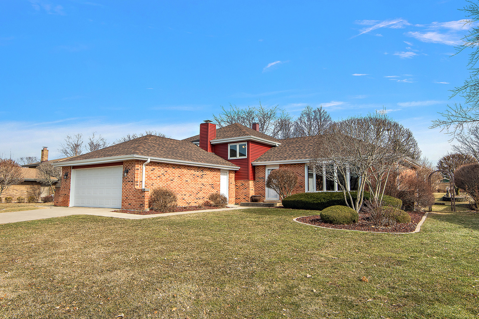 15223 Royal Foxhunt Road, Orland Park, IL 60462