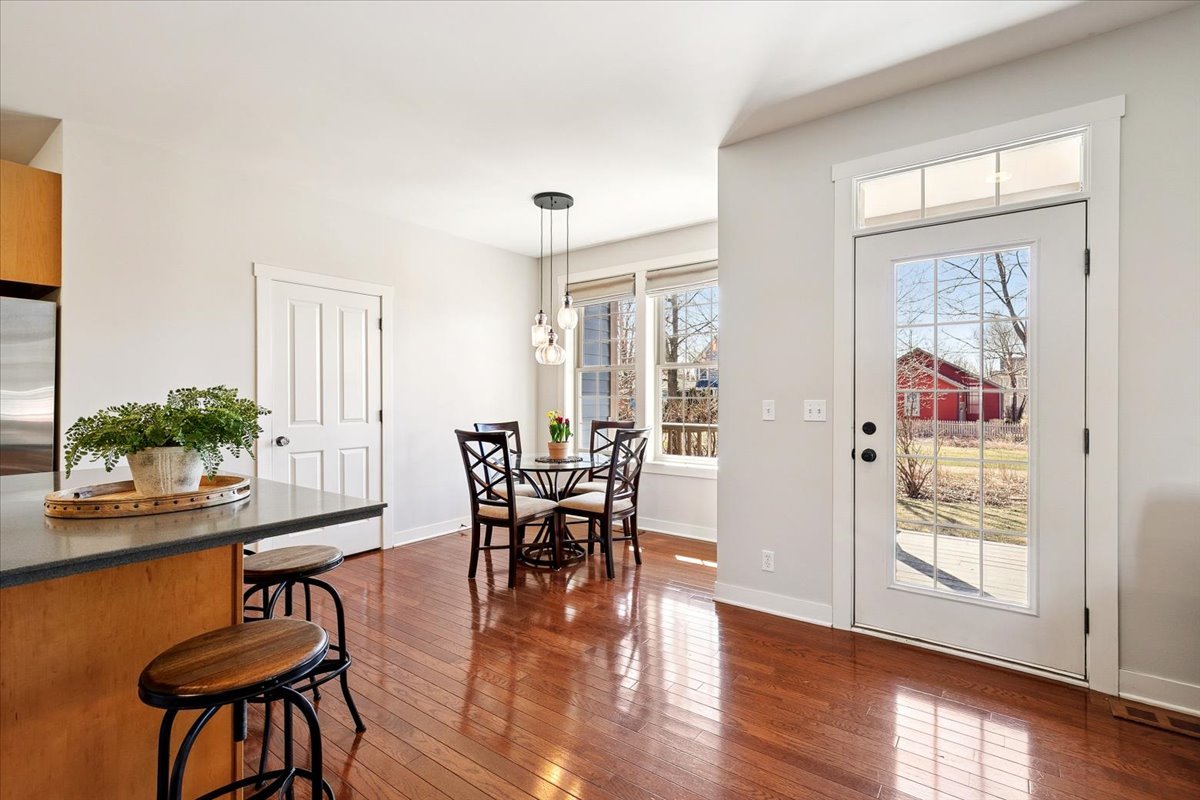 1347 Wild Indigo Road, Grayslake, IL 60030