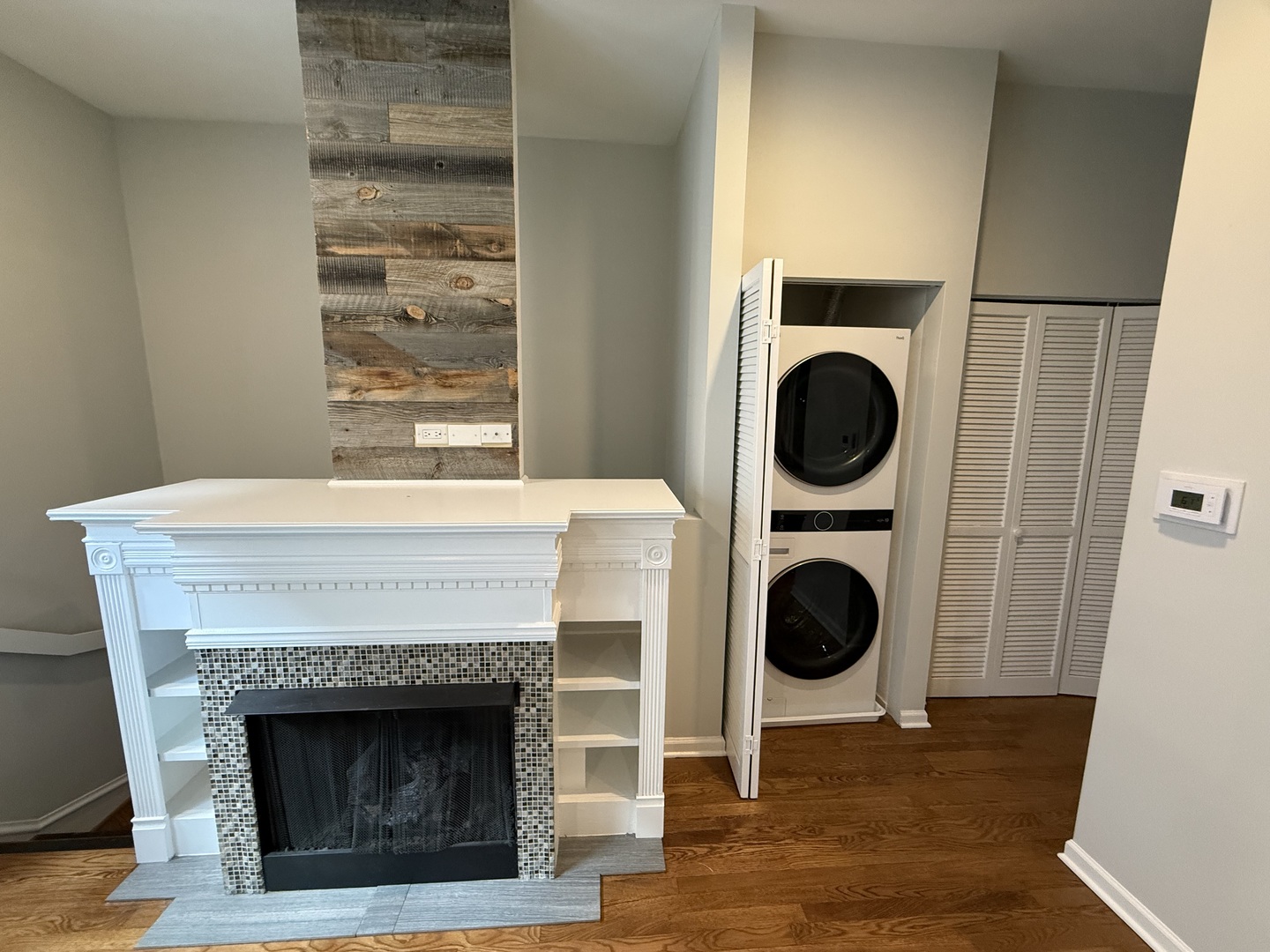 2318 W Bloomingdale Avenue #B, Chicago, IL 60647