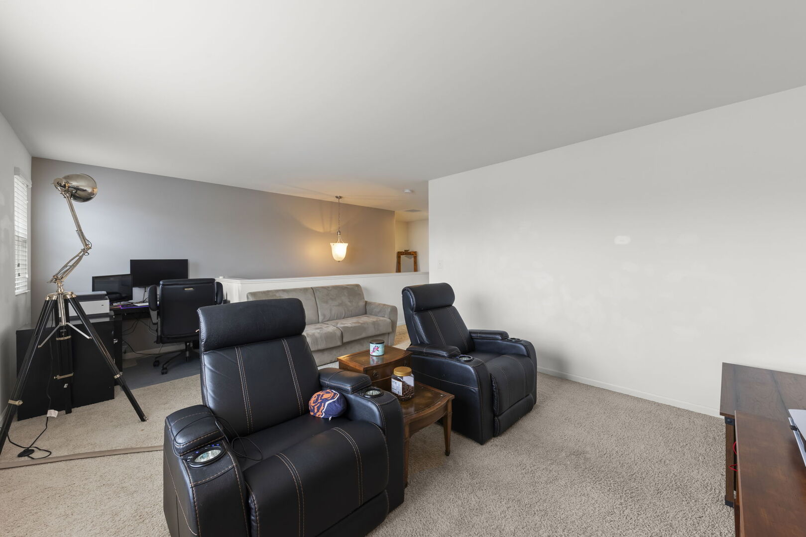 8406 Coop Avenue, Joliet, IL 60431