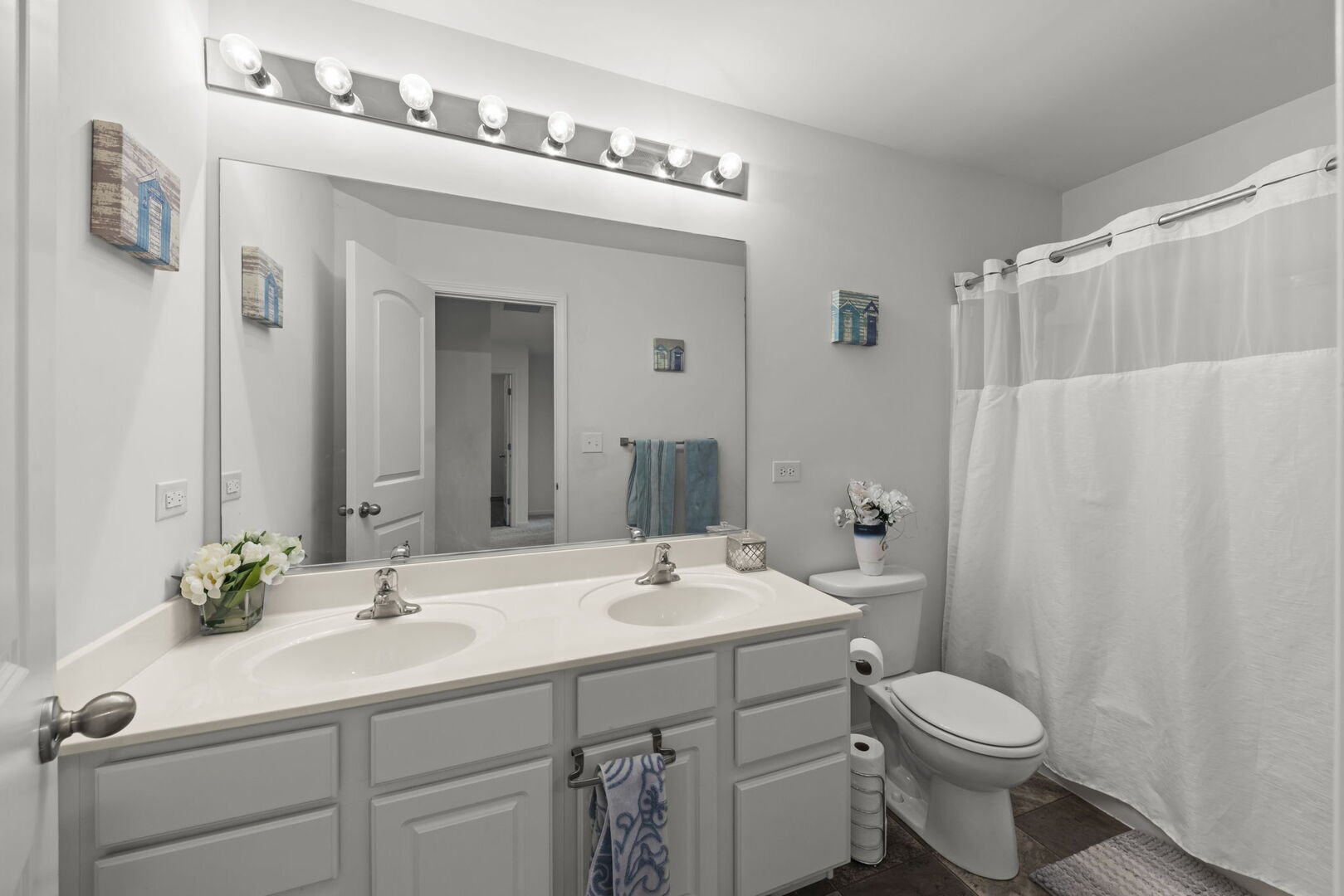 8406 Coop Avenue, Joliet, IL 60431