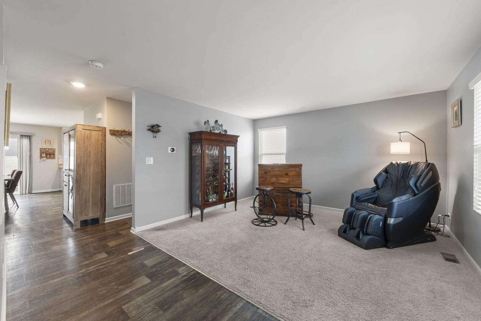 8406 Coop Avenue, Joliet, IL 60431