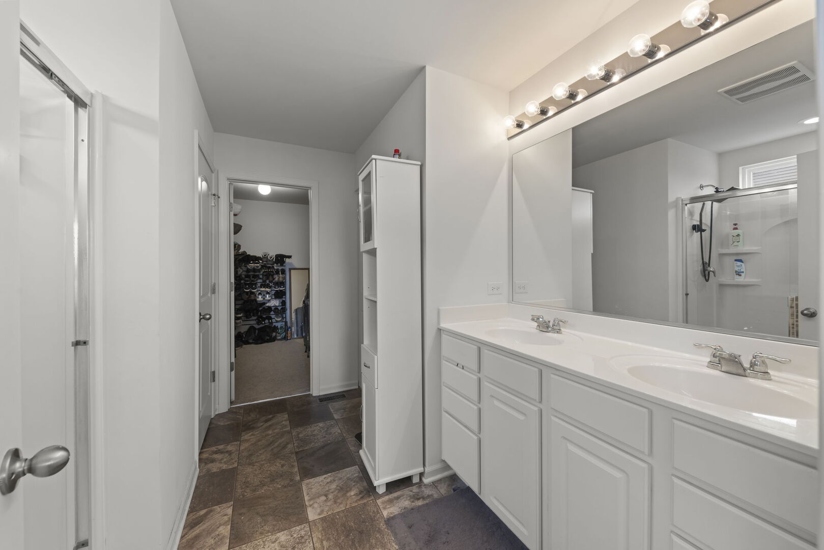 8406 Coop Avenue, Joliet, IL 60431