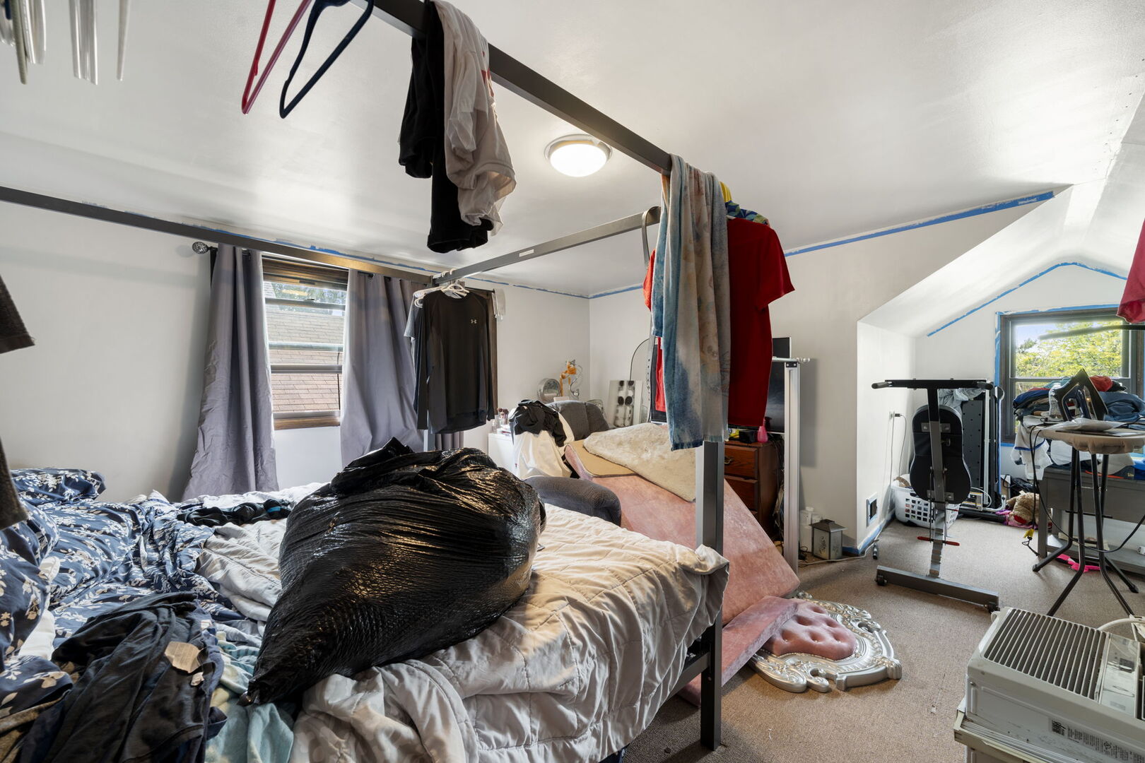 4655 N Keating Avenue, Chicago, IL 60630