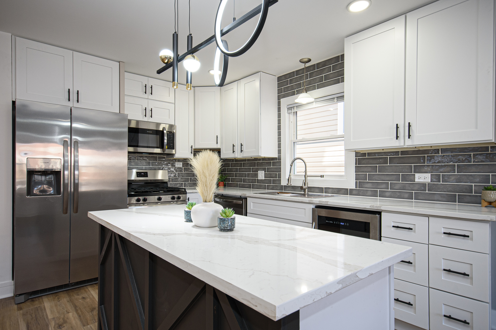 1005 W 103rd Street, Chicago, IL 60643