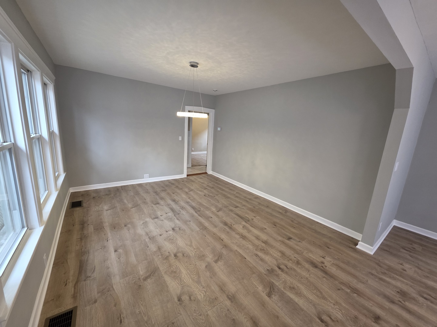 4837 W Concord Place, Chicago, IL 60639