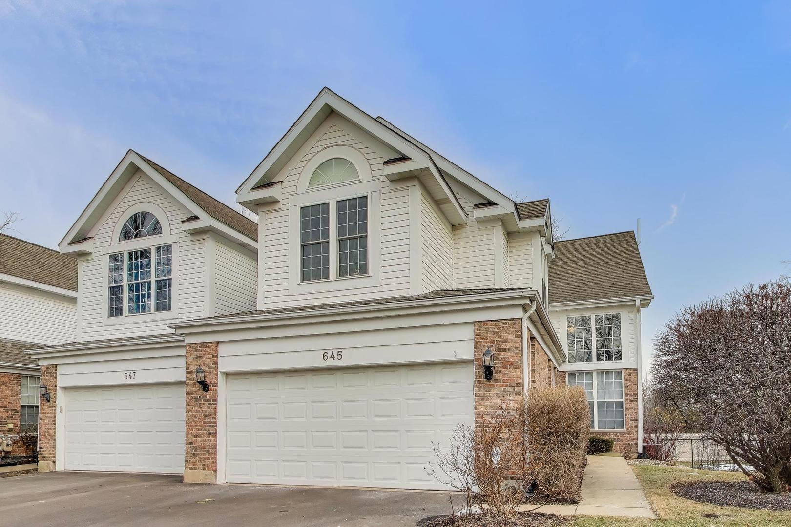 645 CITADEL Drive #645, Westmont, IL 60559