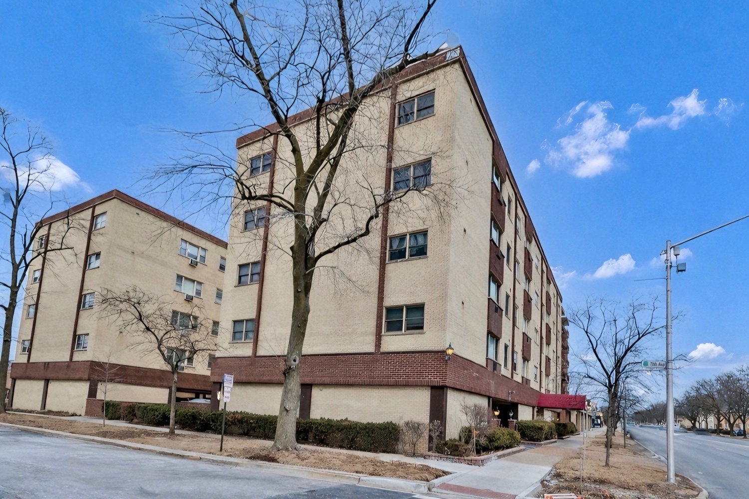 7840 W North Avenue #4E, Elmwood Park, IL 60707