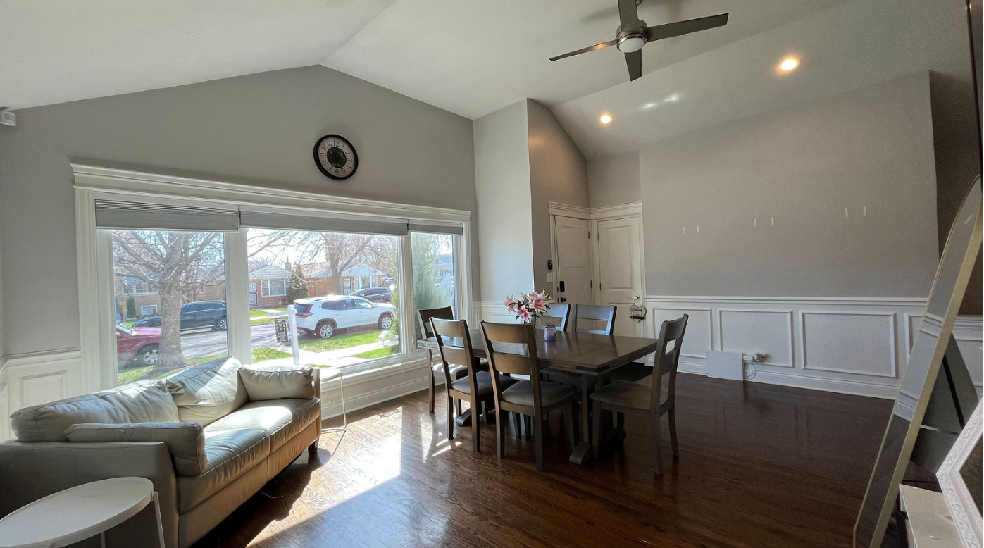 7252 S Christiana Avenue, Chicago, IL 60629