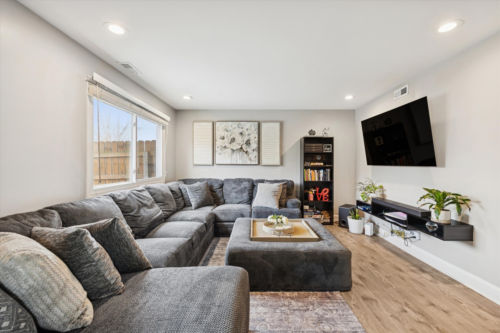 2198 Wildwood Lane, Hanover Park, IL 60133