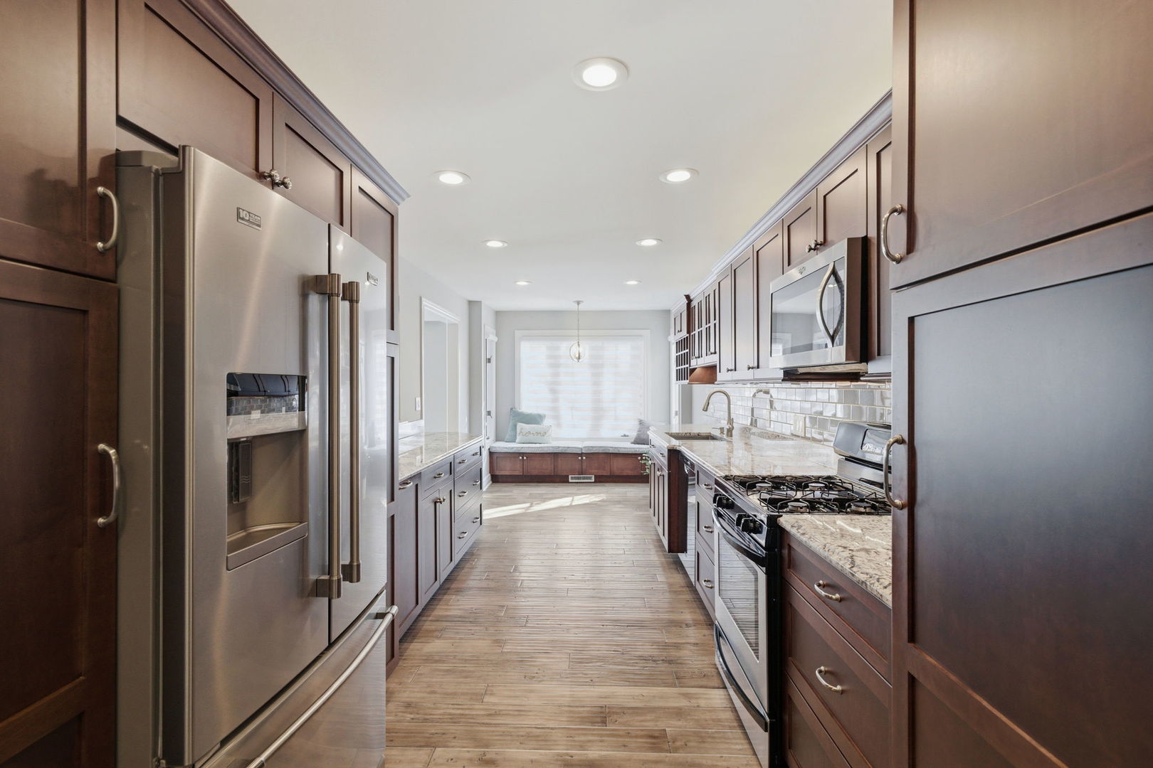 1117 Bristlecone Court, Darien, IL 60561