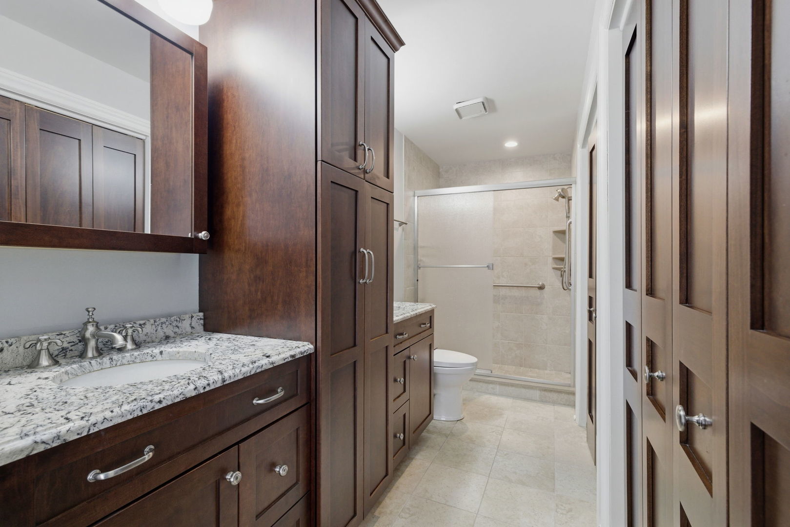 1117 Bristlecone Court, Darien, IL 60561