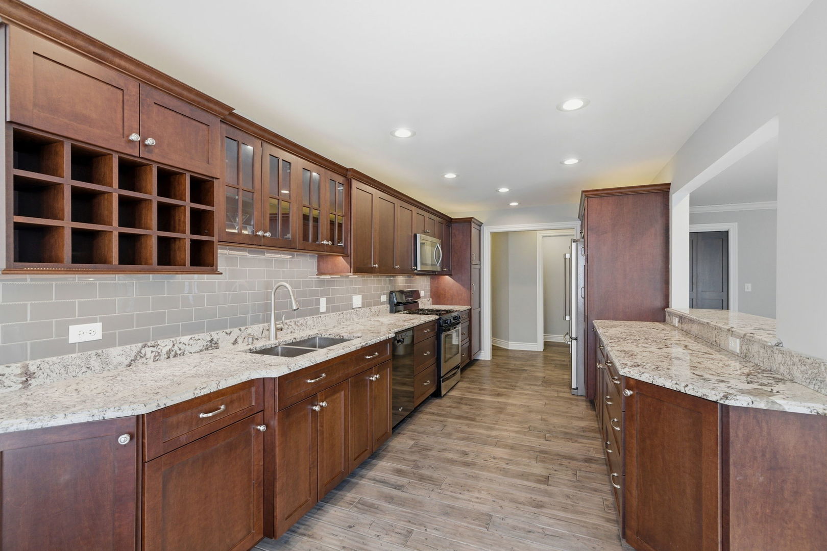 1117 Bristlecone Court, Darien, IL 60561